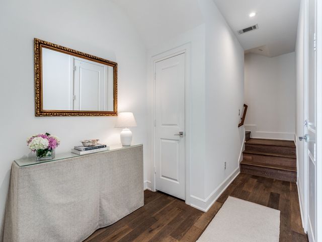 5202 Capitol Avenue 1110, Dallas, TX 75206