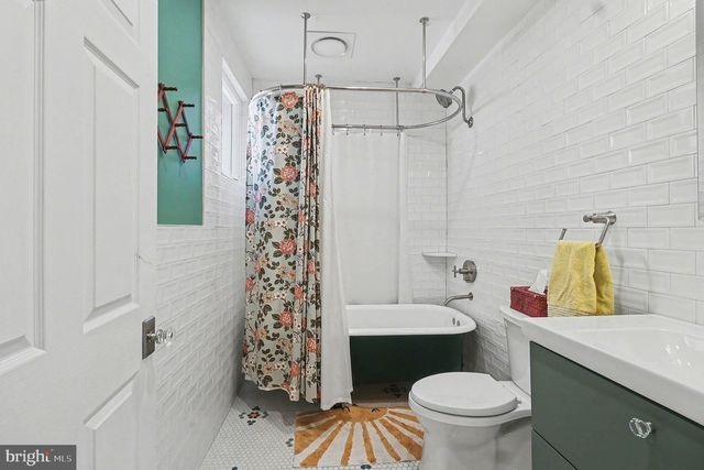 1410 CASTLE AVE, Philadelphia, PA 19145