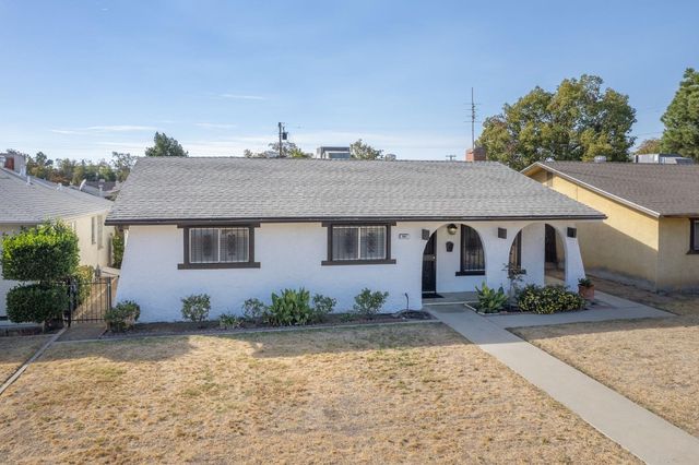 981 N Thorne Avenue, Fresno, CA 93728