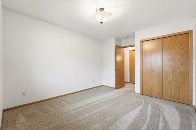 8414 Zinnia Lane N, Maple Grove, MN 55369