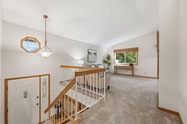 8414 Zinnia Lane N, Maple Grove, MN 55369