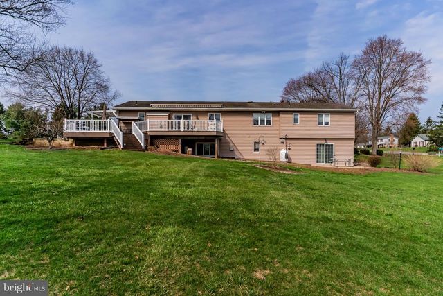 1026 PIMA CIRCLE, Mechanicsburg, PA 17055