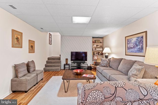 1026 PIMA CIRCLE, Mechanicsburg, PA 17055