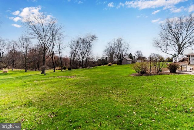 1026 PIMA CIRCLE, Mechanicsburg, PA 17055