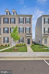 2766 LANHAM HILL CIR, Upper Marlboro, MD 20774