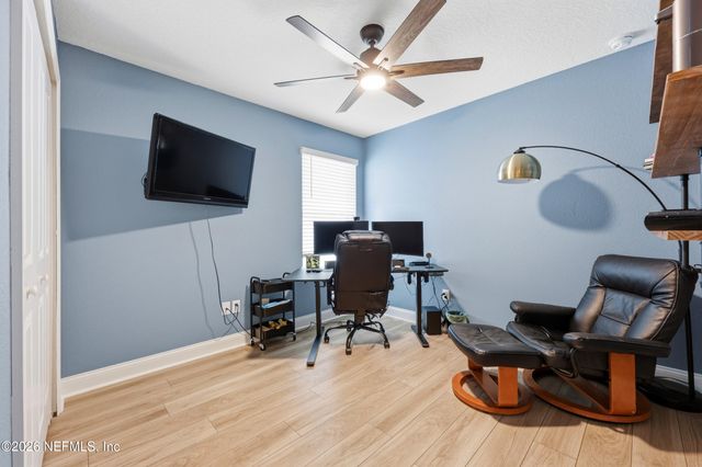 13201 HOLSINGER Boulevard, Jacksonville, FL 32256