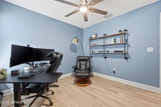 13201 HOLSINGER Boulevard, Jacksonville, FL 32256