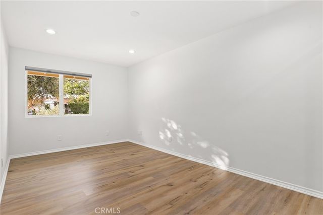 10000 Amestoy Avenue, Northridge, CA 91325