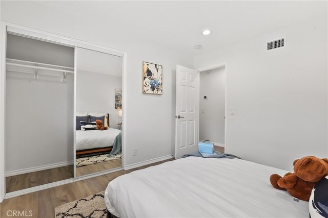 10000 Amestoy Avenue, Northridge, CA 91325