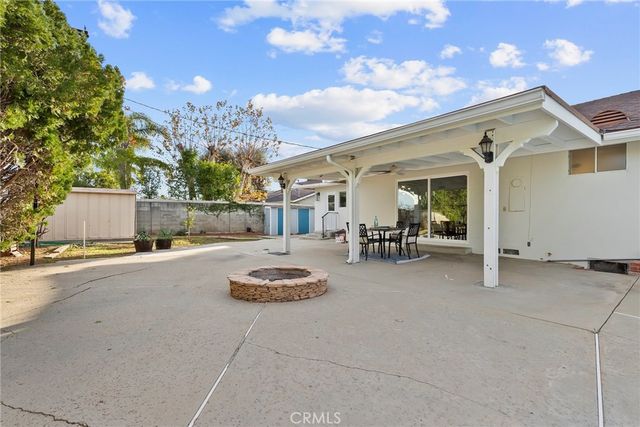 10000 Amestoy Avenue, Northridge, CA 91325