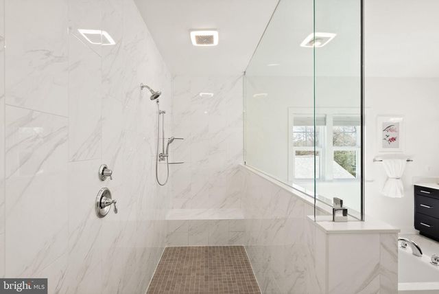 40930 WHITE CLOVER LN, Aldie, VA 20105