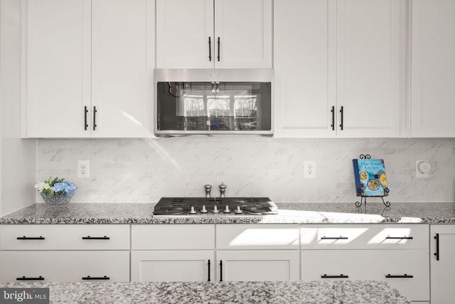 40930 WHITE CLOVER LN, Aldie, VA 20105