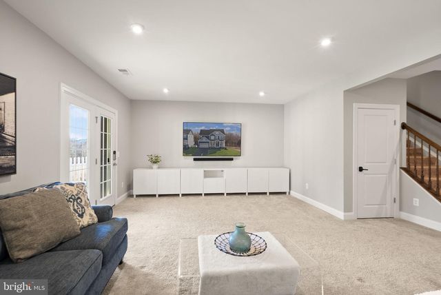 40930 WHITE CLOVER LN, Aldie, VA 20105