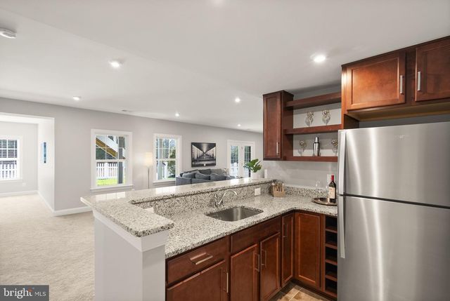 40930 WHITE CLOVER LN, Aldie, VA 20105