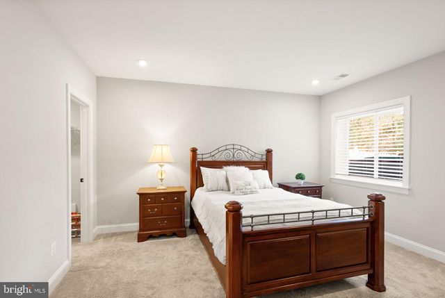 40930 WHITE CLOVER LN, Aldie, VA 20105