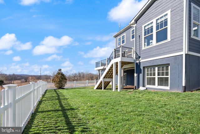 40930 WHITE CLOVER LN, Aldie, VA 20105