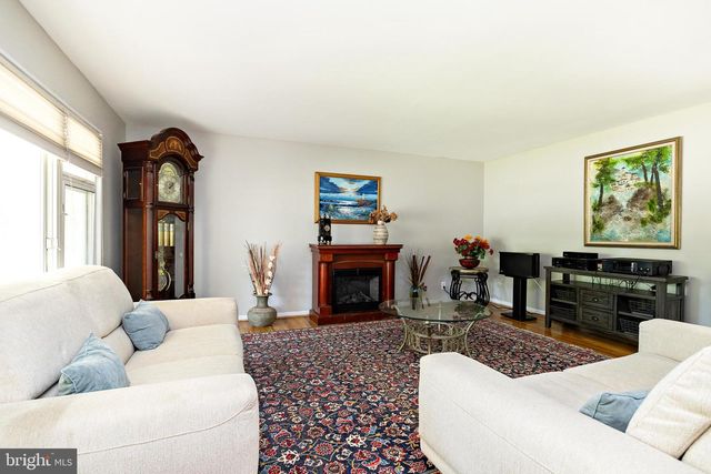 1509 PLEASANT DR, Cherry Hill, NJ 08003