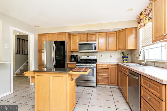 1509 PLEASANT DR, Cherry Hill, NJ 08003