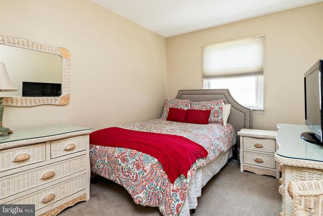 1509 PLEASANT DR, Cherry Hill, NJ 08003