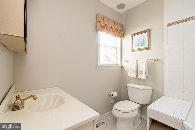 1509 PLEASANT DR, Cherry Hill, NJ 08003