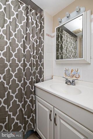 1509 PLEASANT DR, Cherry Hill, NJ 08003