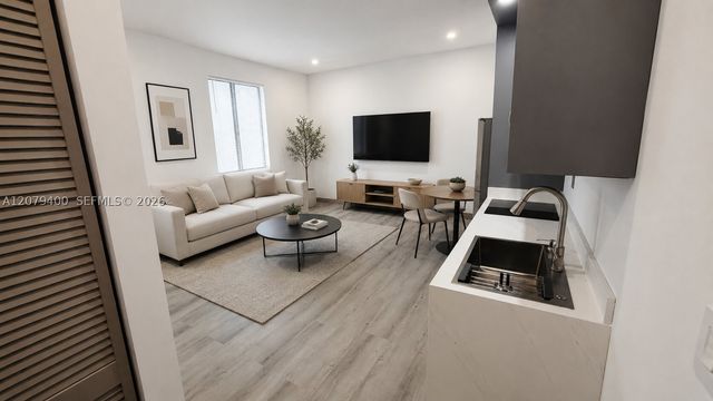 768 NW 2nd St 7, Miami, FL 33128