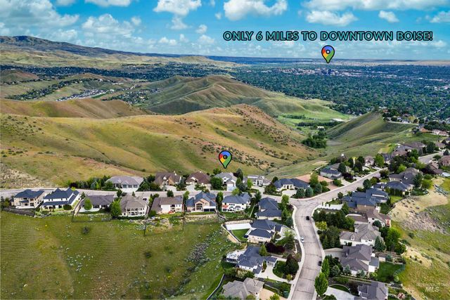 3757 W Quail Hollow Ct, Boise, ID 83703