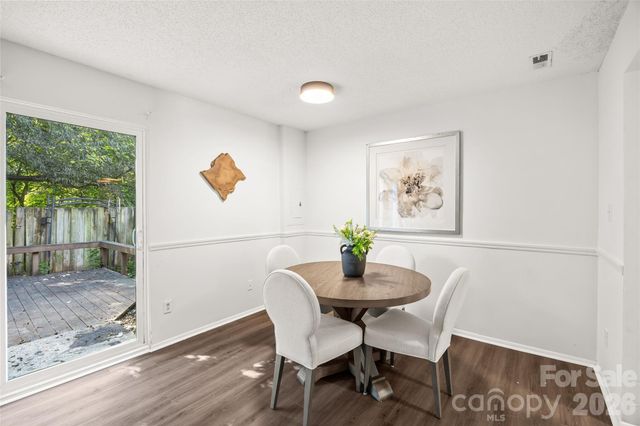 8254 Knights Bridge Road, Charlotte, NC 28210