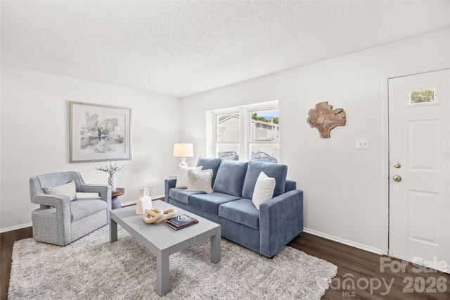8254 Knights Bridge Road, Charlotte, NC 28210