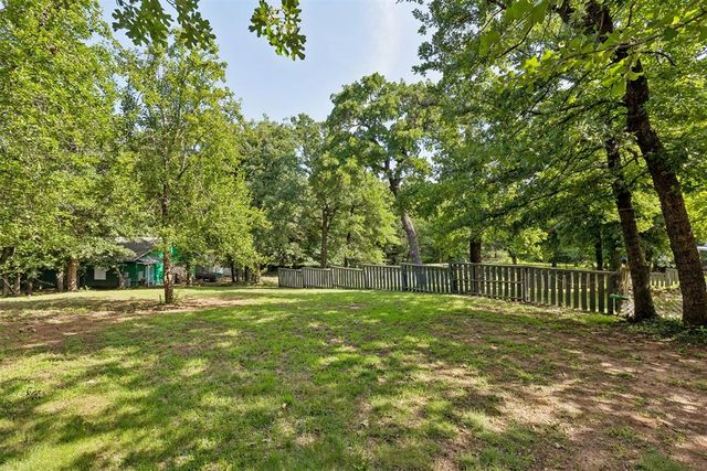13849 Twin Ridge Road, Edmond, OK 73034