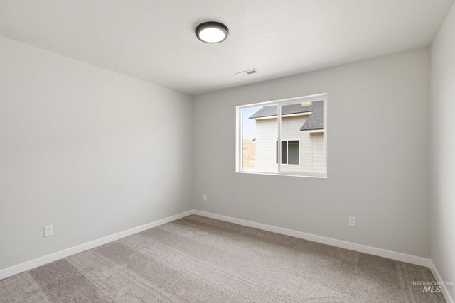 3607 E Jamestown Dr, Nampa, ID 83686