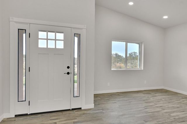 4326 Oak Creek Dr., Loma Rica, CA 95901