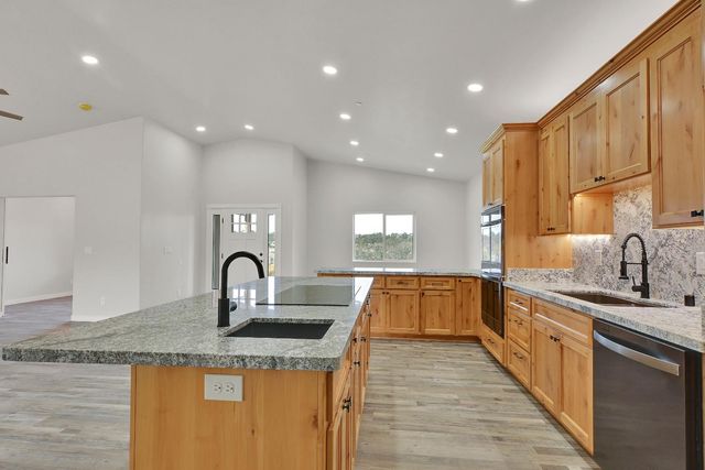 4326 Oak Creek Dr., Loma Rica, CA 95901