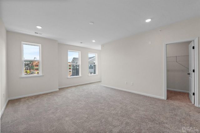 204 Lyla Lane, New Brunswick, NJ 08901