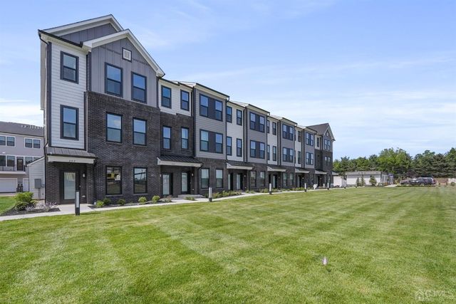 204 Lyla Lane, New Brunswick, NJ 08901