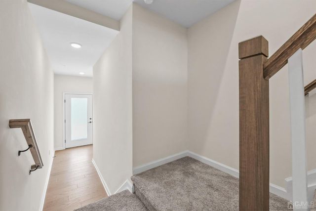 204 Lyla Lane, New Brunswick, NJ 08901