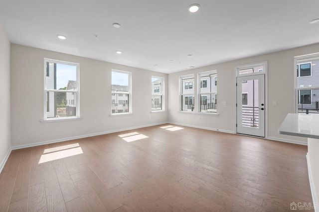 204 Lyla Lane, New Brunswick, NJ 08901