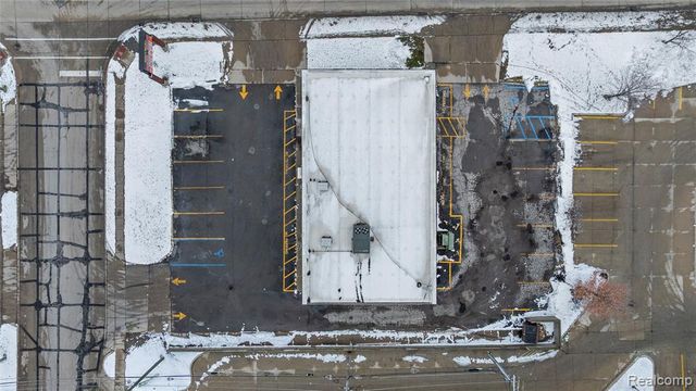 7512 9 Mile, Macomb, MI 48091