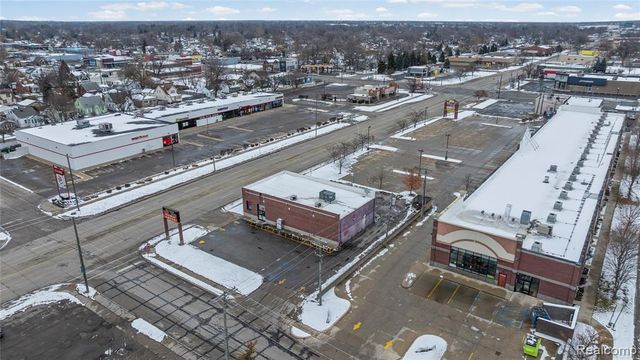 7512 9 Mile, Macomb, MI 48091