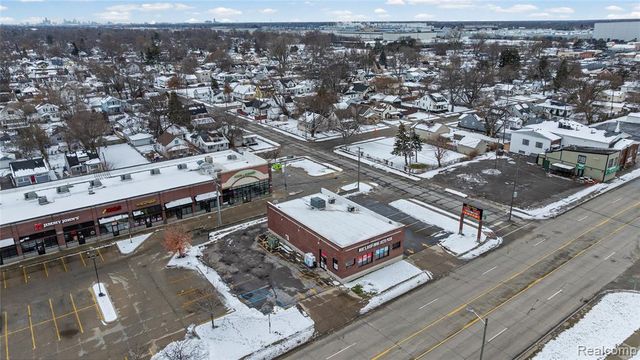 7512 9 Mile, Macomb, MI 48091