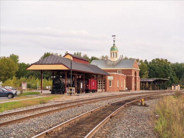 15 Railroad Row 2C1, Hartford, VT 05001