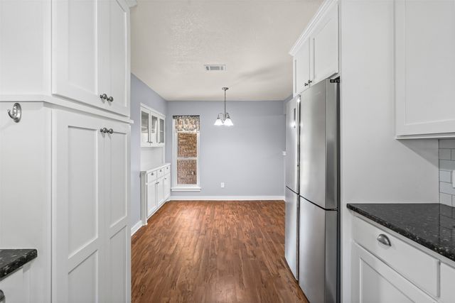 2424 Shoreview Drive, Cleburne, TX 76033