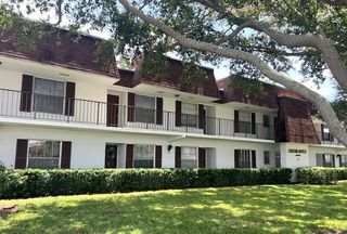 10040 Meridian Way 103, Palm Beach Gardens, FL 33410