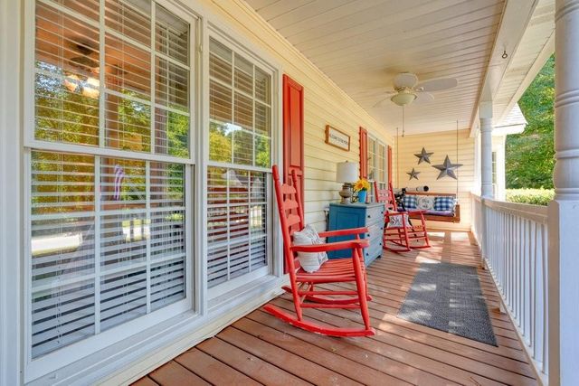 425 Kings Walk, Douglasville, GA 30134