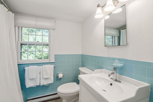 254 Church Street, Duxbury, MA 02332