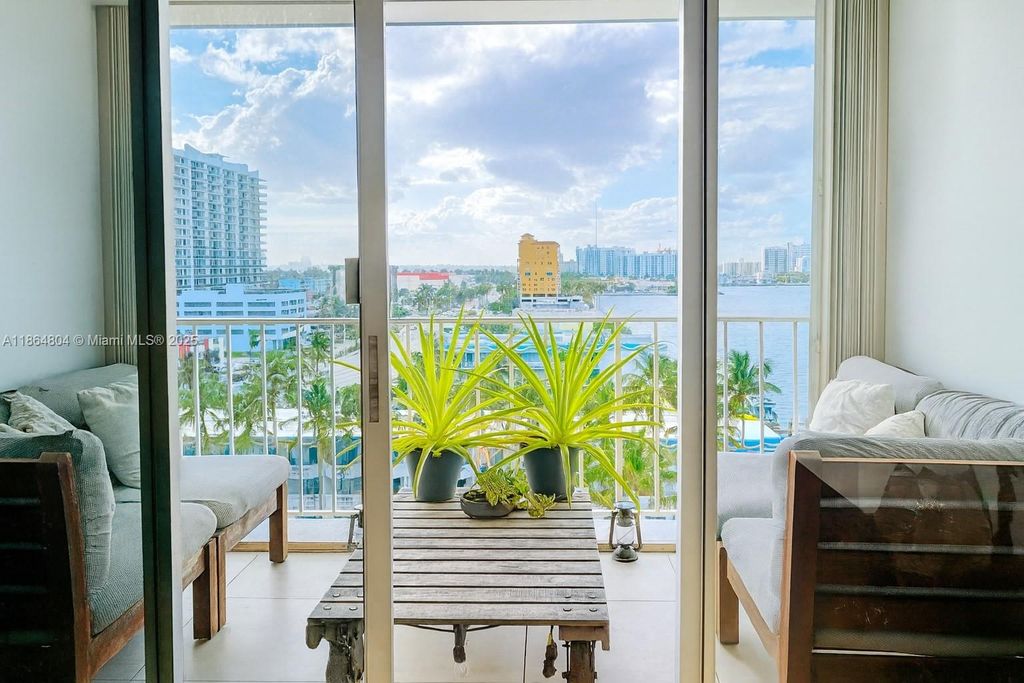 1865 79th St Cswy 10H, North Bay Village, FL 33141