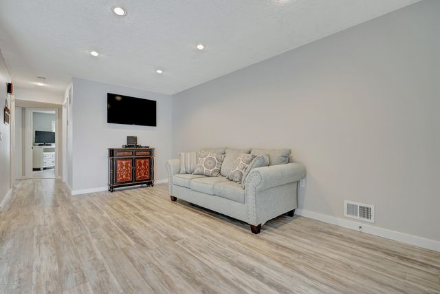 42 Hamilton Avenue B11, Seaside Heights, NJ 08751