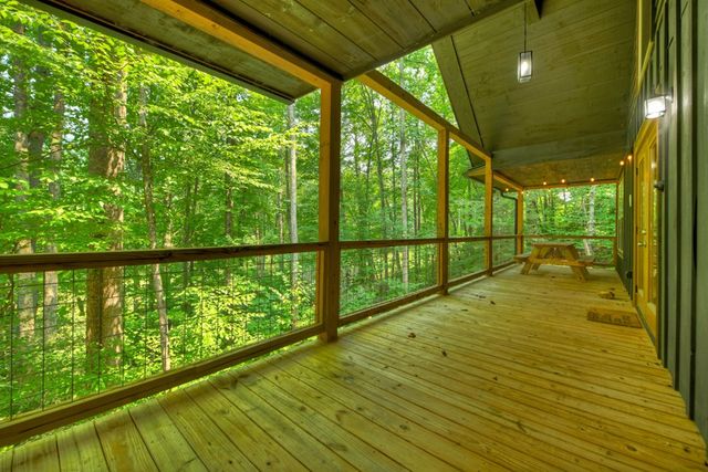 203 Buck Creek Trail, Epworth, GA 30541