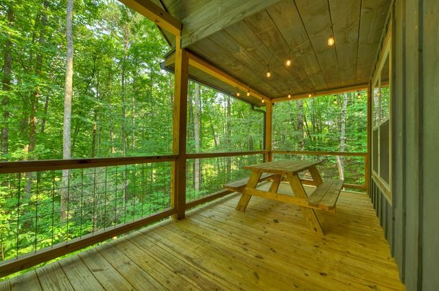 203 Buck Creek Trail, Epworth, GA 30541
