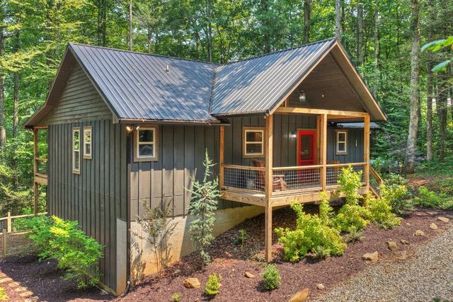 203 Buck Creek Trail, Epworth, GA 30541